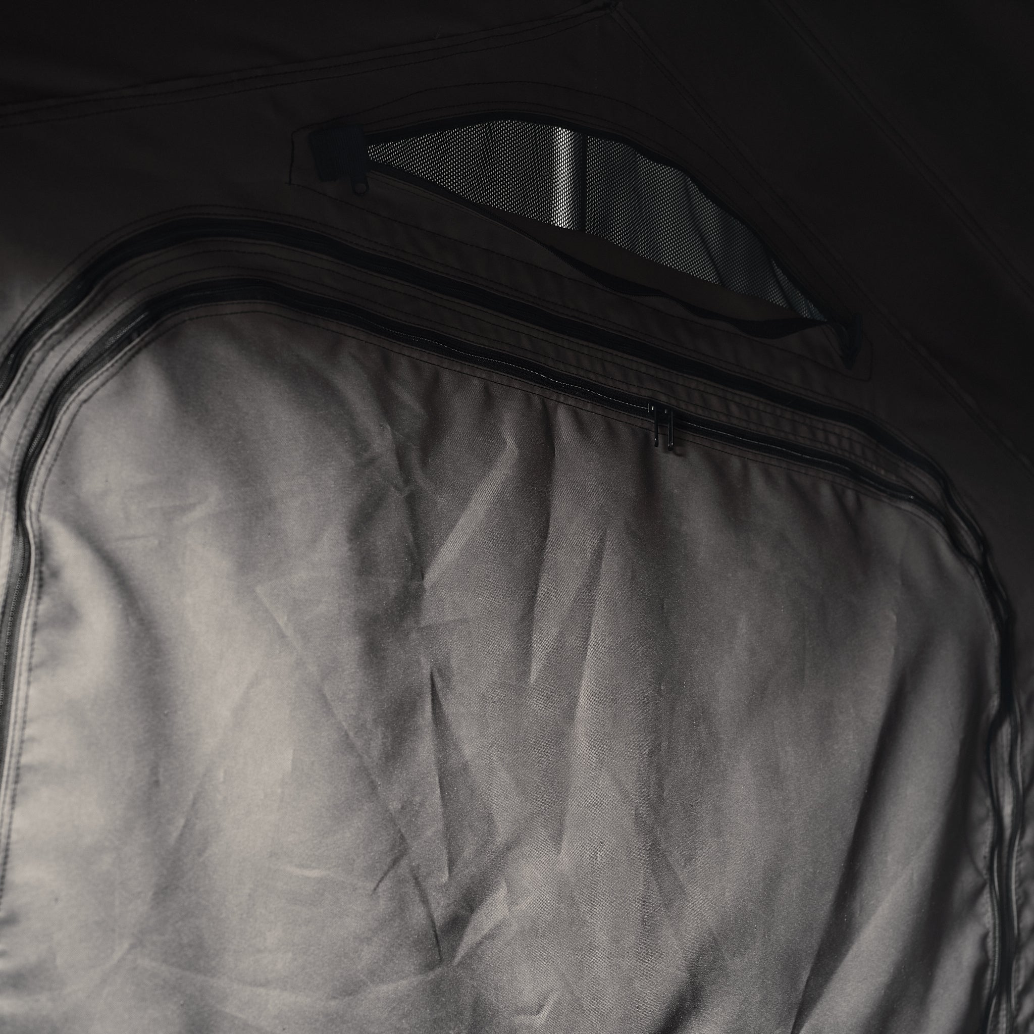 Expedition - Carbon Black