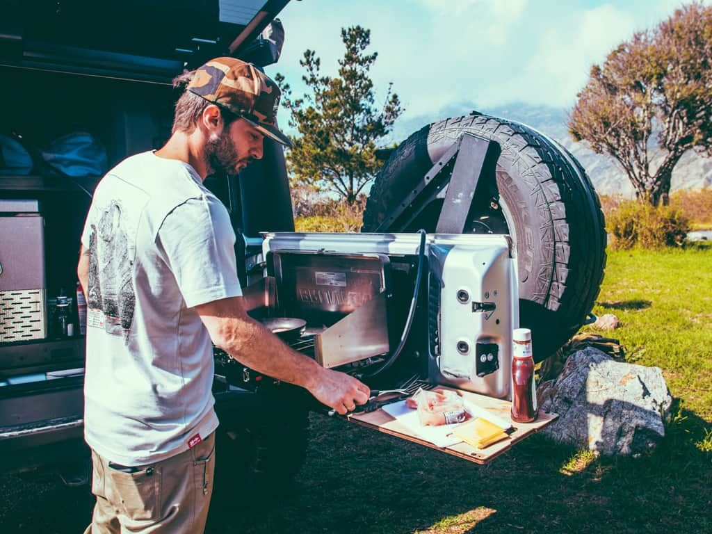 Drop down table tailgate